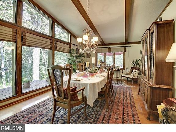 5th image of 392 Brookwood Dr
