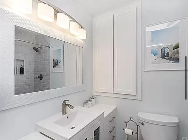 13675 Linfield Ave — Photo 9