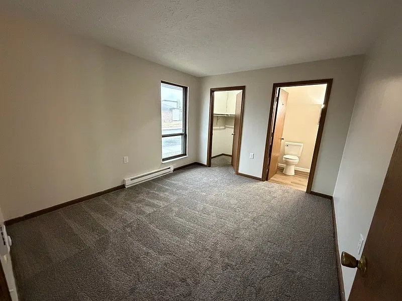 5 Lyndon Ct #5