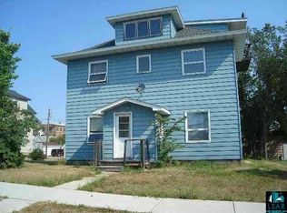 210 2nd St SW, Chisholm, MN 55719