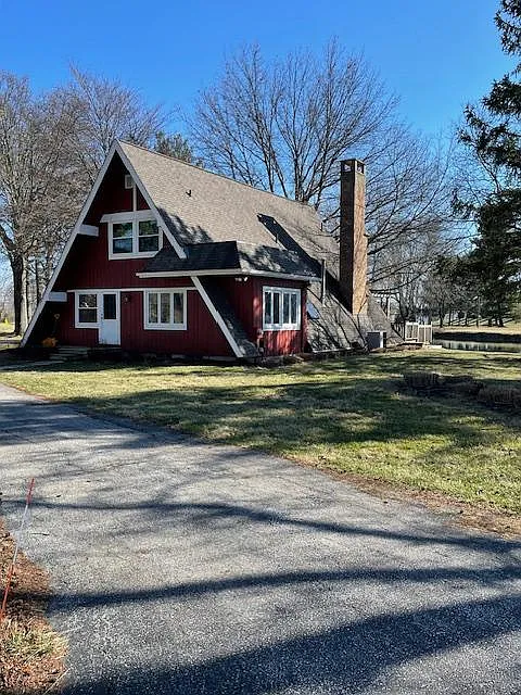 3 bed, 2.5 bath, 2398 sqft, $3,900 — Photo 3