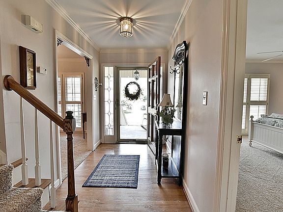 5th image of 2229 Raven Dr