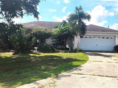 850 Woodridge Cir, Fort Myers, FL, 33913