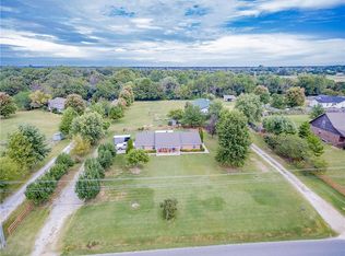 1280 Shores Ave, Cave Springs, AR 72718