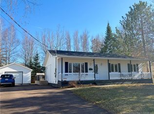 413 Mandeville St, Dieppe, NB E1A 6W1