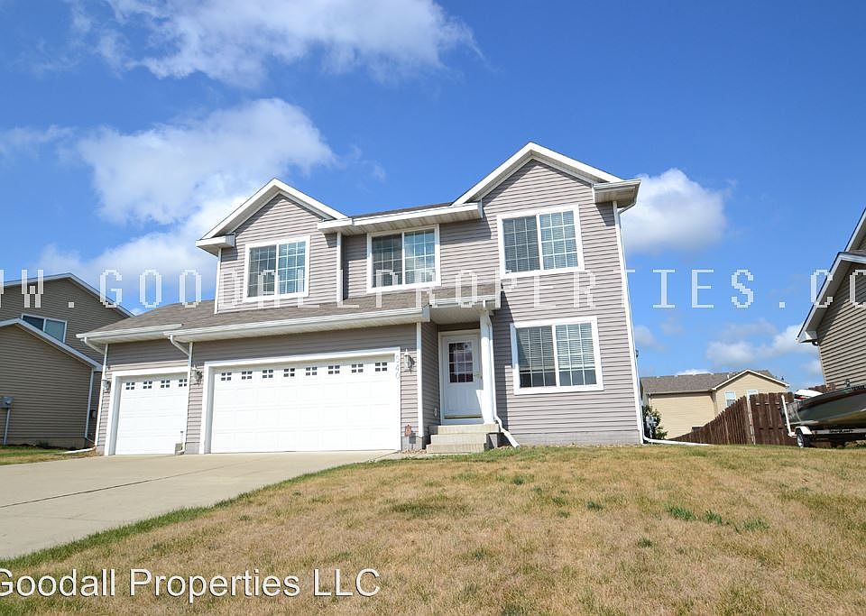1st image of 540 SE Sagewood Cir