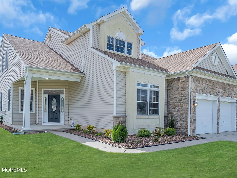 1st image of 49 Eagleswood Drive