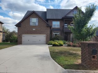 12006 Salt Creek Ln, Knoxville, TN 37932