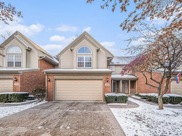 109 Village Place Dr, Chelsea, MI 48118