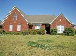 1664 Berryhill Rd, Cordova, TN 38016