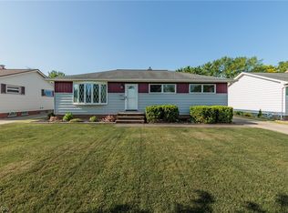 11585 Gross Dr, Parma, OH