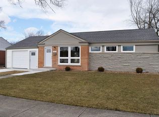 4020 W 106th Pl, Oak Lawn, IL