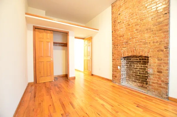 Rented by City Stop Realty | media 33