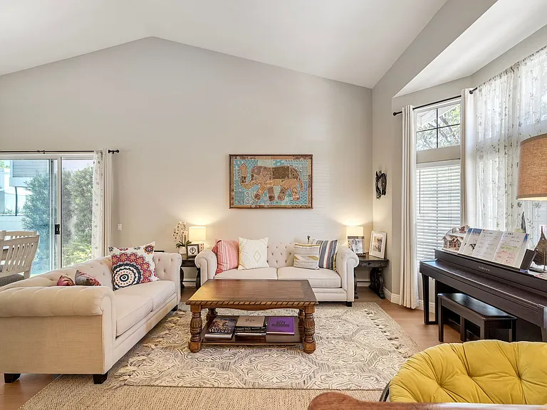 14479 Rutledge Sq — Photo 4