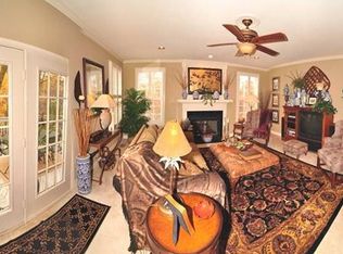 5323 Trumpington Ct, Alexandria, VA 22315