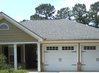 120 Cottage Club Dr, Locust Grove, GA 30248