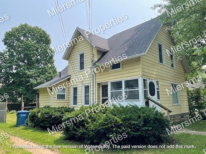 1st image of 136 N Berkley St #2