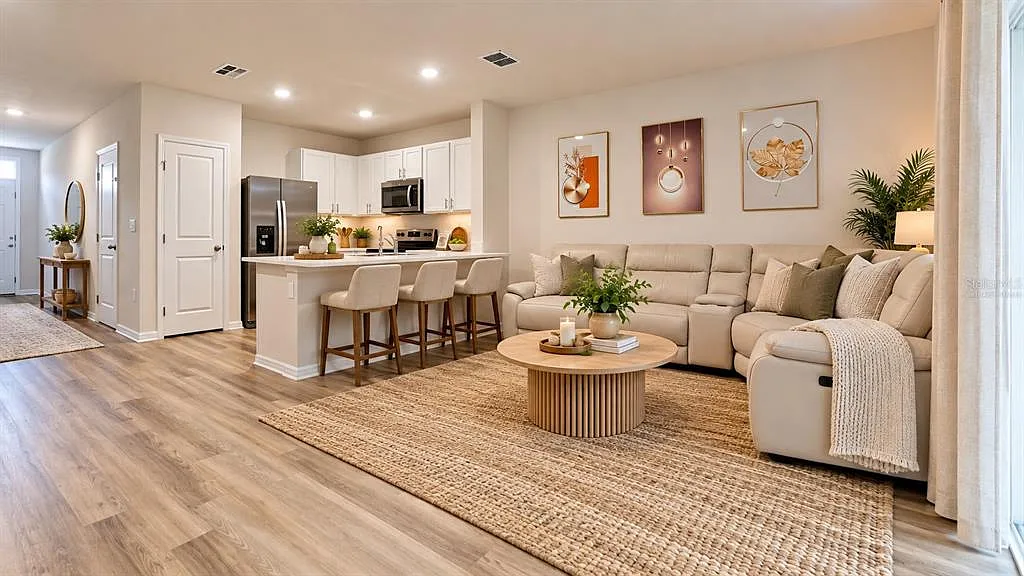 3 bed, 2.5 bath, 1464 sqft, $2,600 — Photo 2