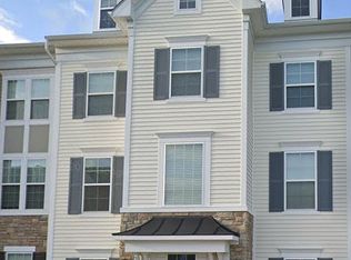 8164 Falls Grove Dr #22, Manassas, VA 20111