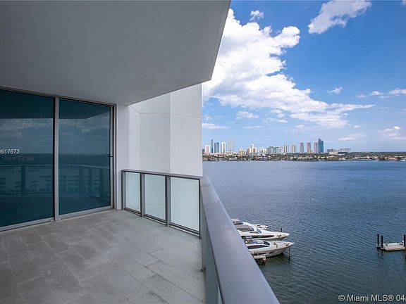 2nd image of 17301 Biscayne Blvd APT 1003