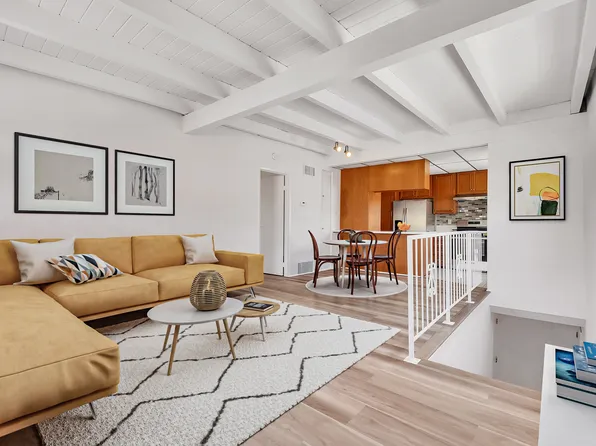 320 Whiting St #1, El Segundo, CA 90245
