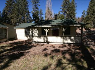 1004 Canyon Rd #3, Fawnskin, CA 92333