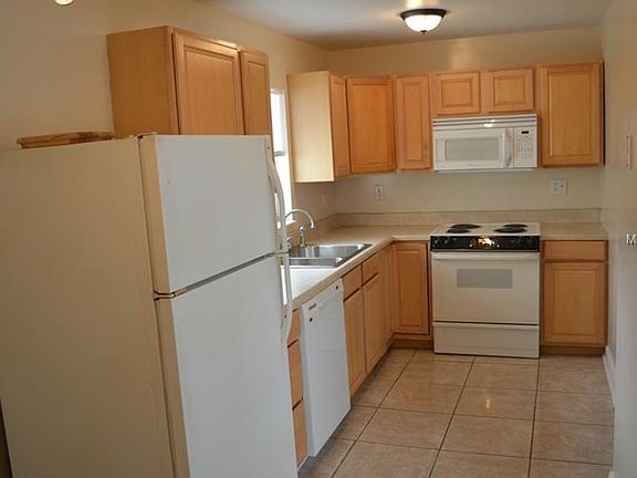 3rd image of 1 N Palermo Ave