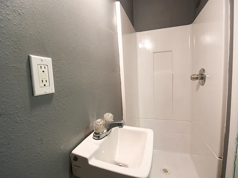 3613 Iberville St #1 — Photo 6