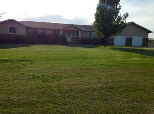 737 N Four Wheel Dr, Kingman, KS 67068