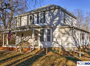8607 N 36th St, Omaha, NE 68112