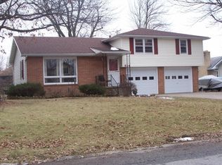 814 Meadow Ln, Kirksville, MO 63501