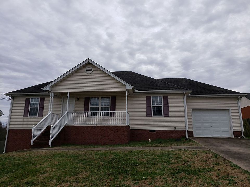 1st image of 916 Turlough Ct