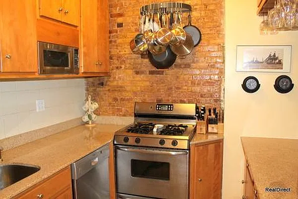 Sold by Real Direct | media 10