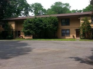 94 Mill Rd APT 1, Red Hook, NY 12571