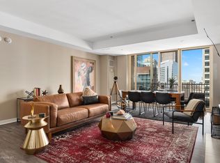 39 E Chicago Ave #ID1029612P, Chicago, IL 60611