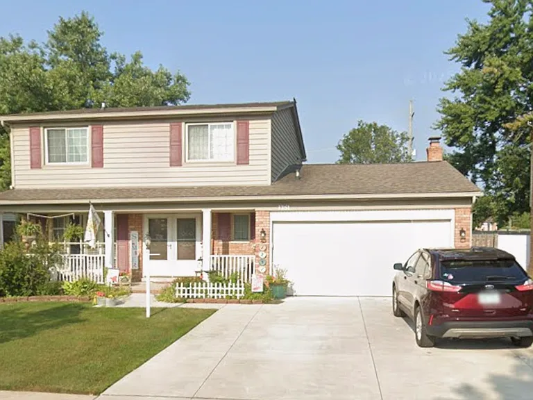 1251 Brookline St — Photo 10