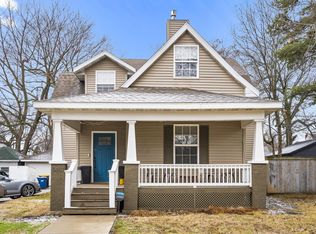 1461 N Summit Ave, Springfield, MO 65802