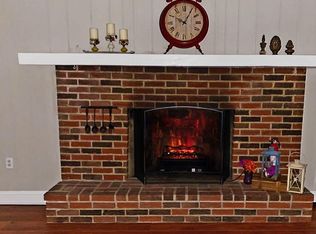 2736 Chestnut Ave FLOOR 1, Ardmore, PA 19003