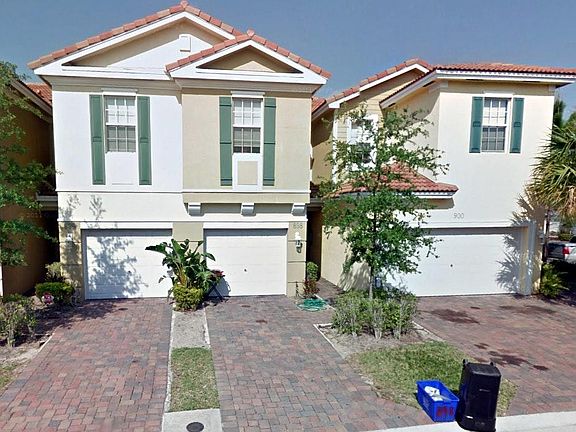 3rd image of 898 Pipers Cay Dr