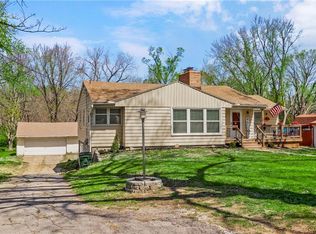 1924 Ottawa St, Leavenworth, KS 66048