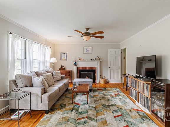 5th image of 150 Hardin Drive