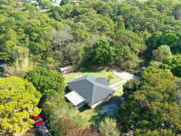 3rd image of 620 W Weatherbee Road