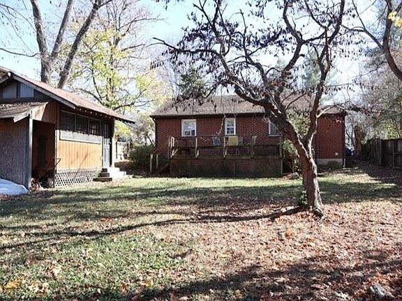 3rd image of 409 Lee St