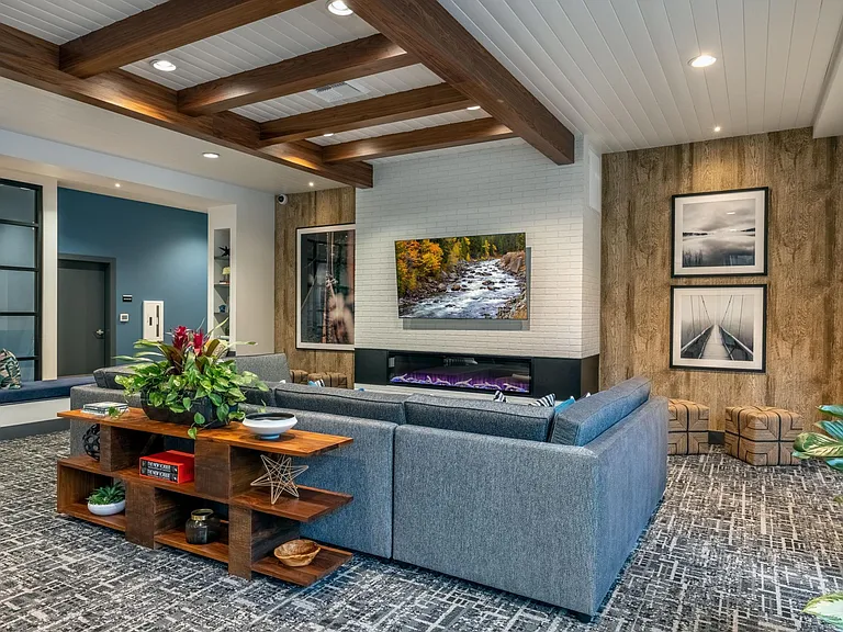 Meridian Pointe — Photo 102