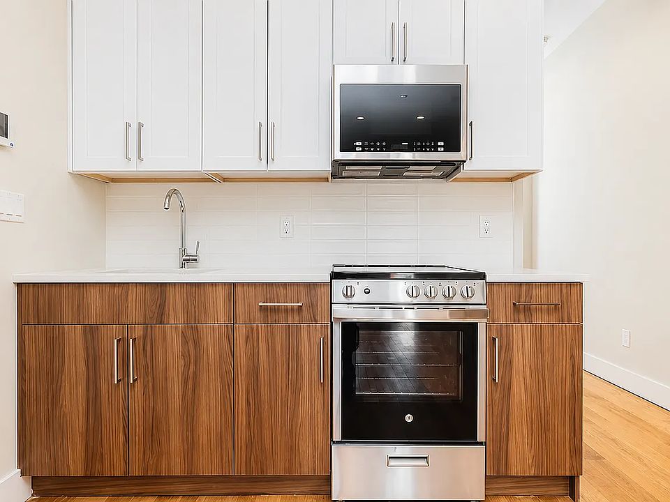 2nd image of 212 Malcolm X Blvd #3B