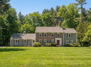30 Surrey Ln, Topsfield, MA 01983