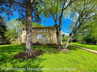 811 E Grayson St APT 23, Mexia, TX 76667