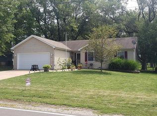 315 W North St, Warrensburg, IL 62573