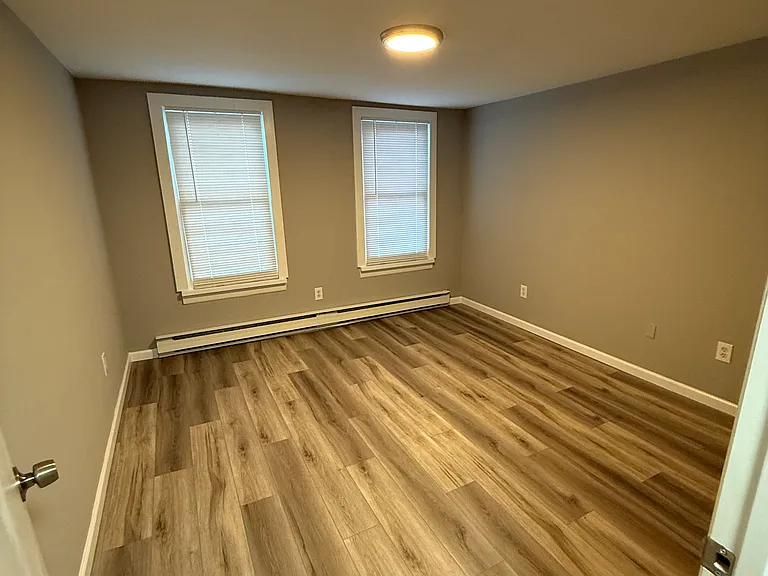 1324 W Norwegian St — Photo 4