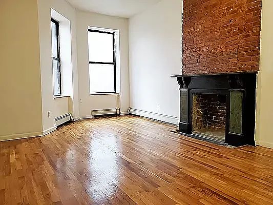 1st image of 453 Marion St #2F